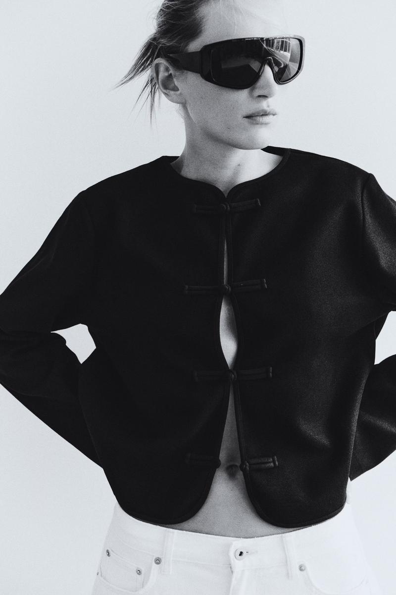 Brushed knot-button jacket