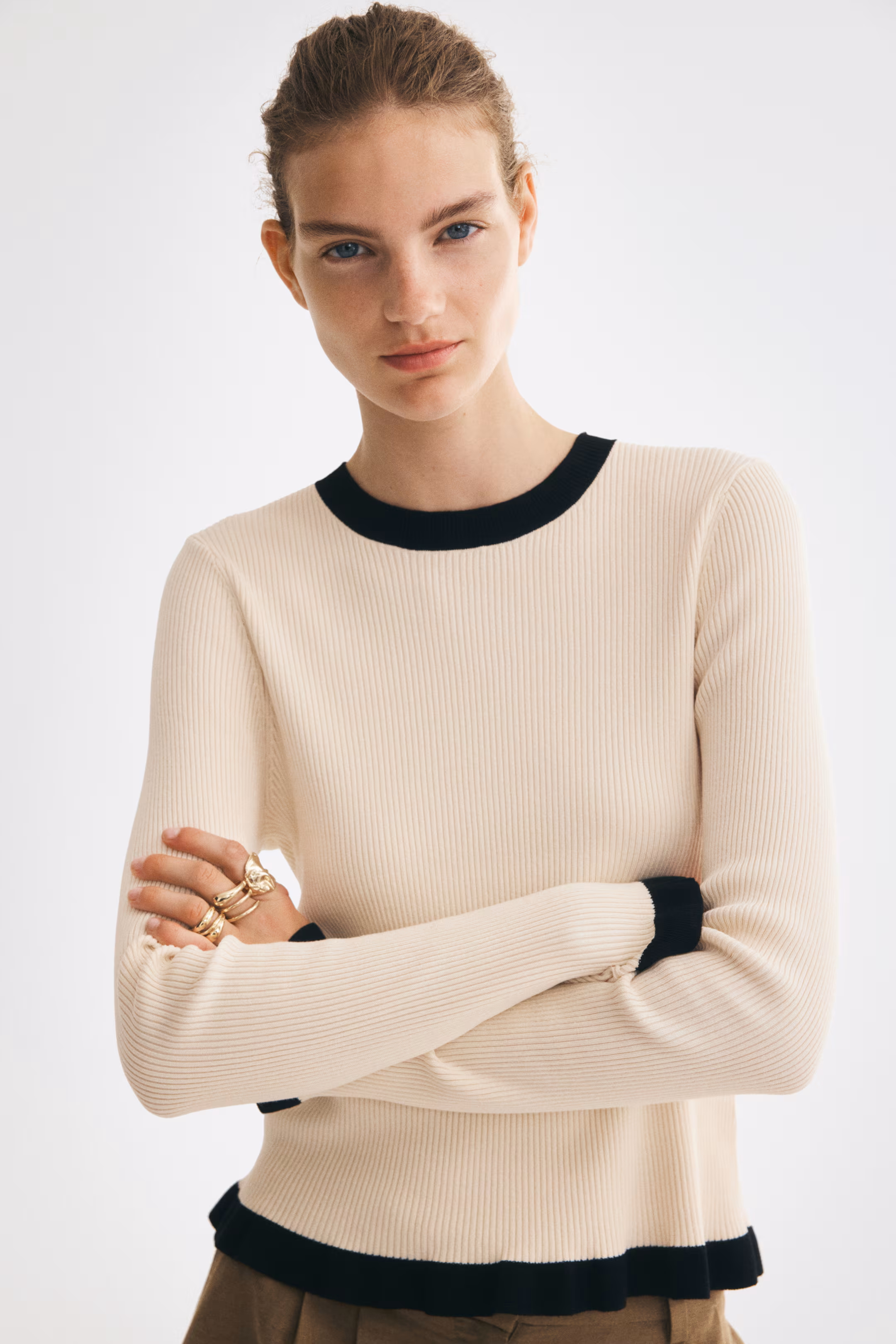 Frill-trimmed rib-knit top